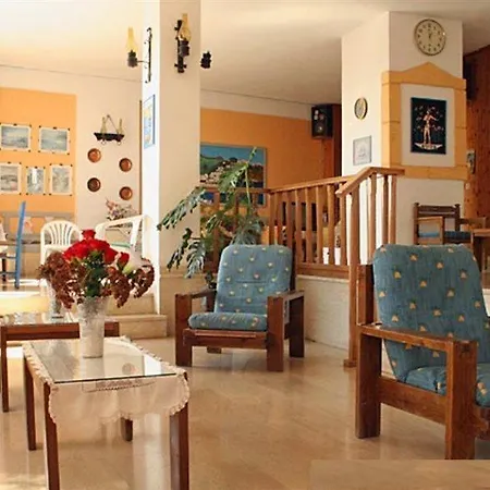 Pallada Aparthotel 2*